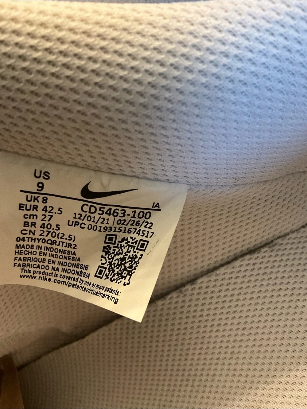 Nike Men's White Low-Top Leather Sneakers
